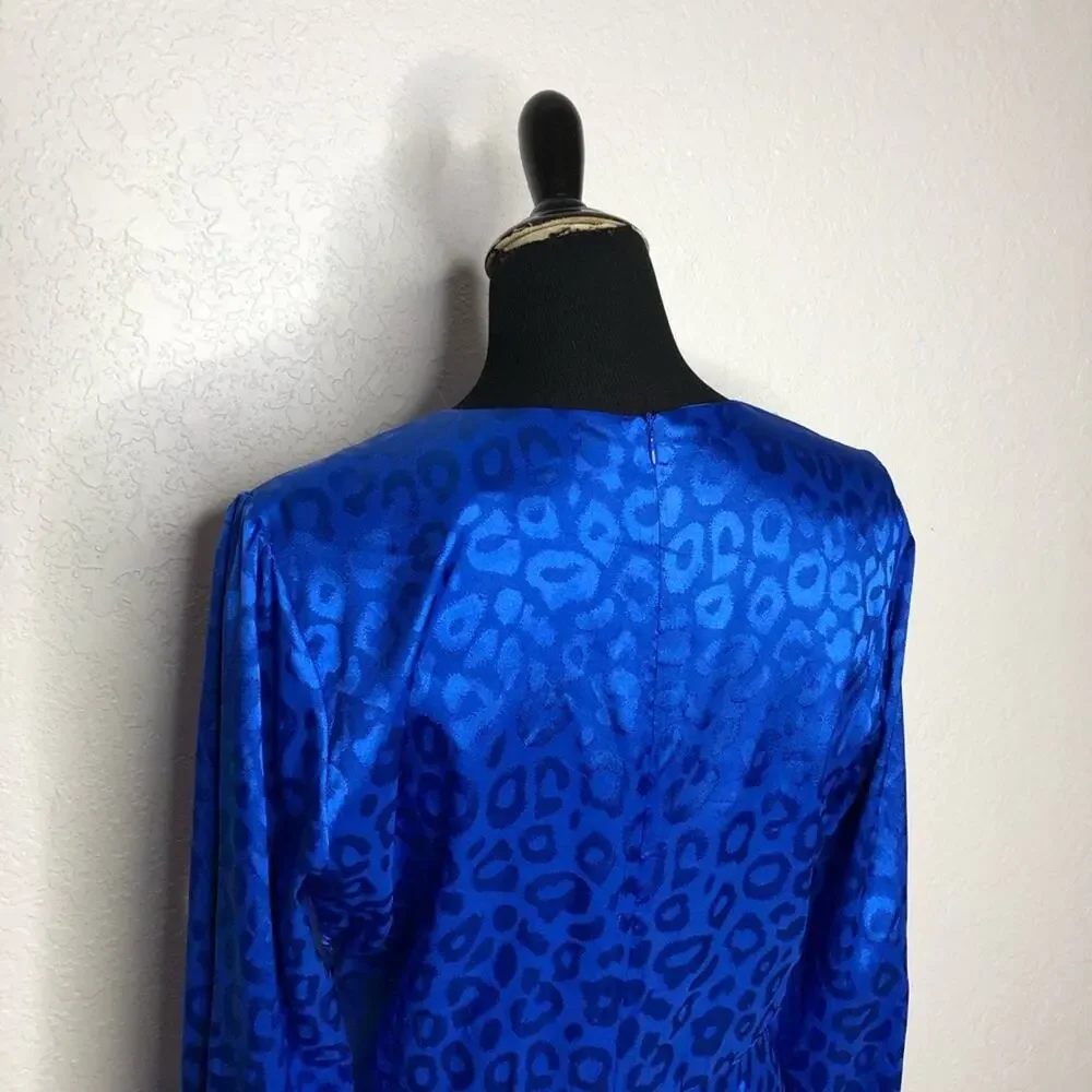 Adelyn Rae bright blue leopard print side drape dress size Large